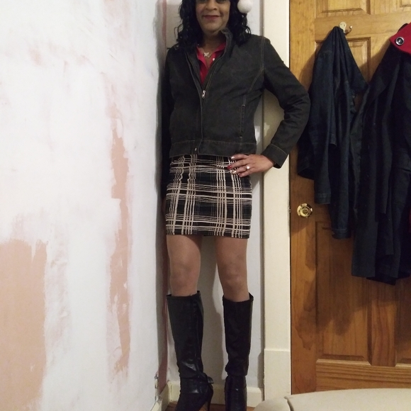 Meet your Posher, Alyssa - Picture 7 of 16